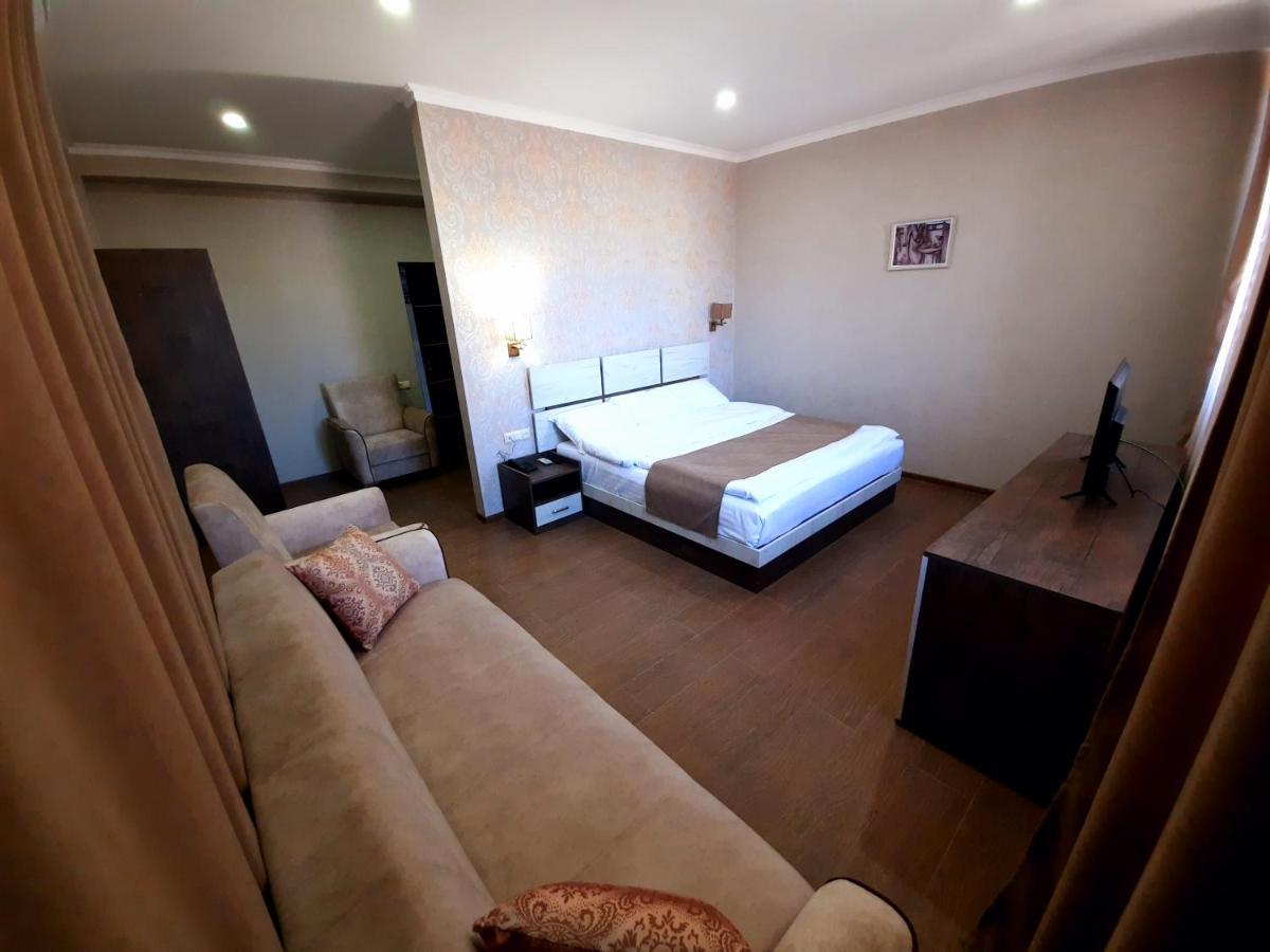 Cherry Garden Boutique Hotel Yeghegnadzor Exterior photo